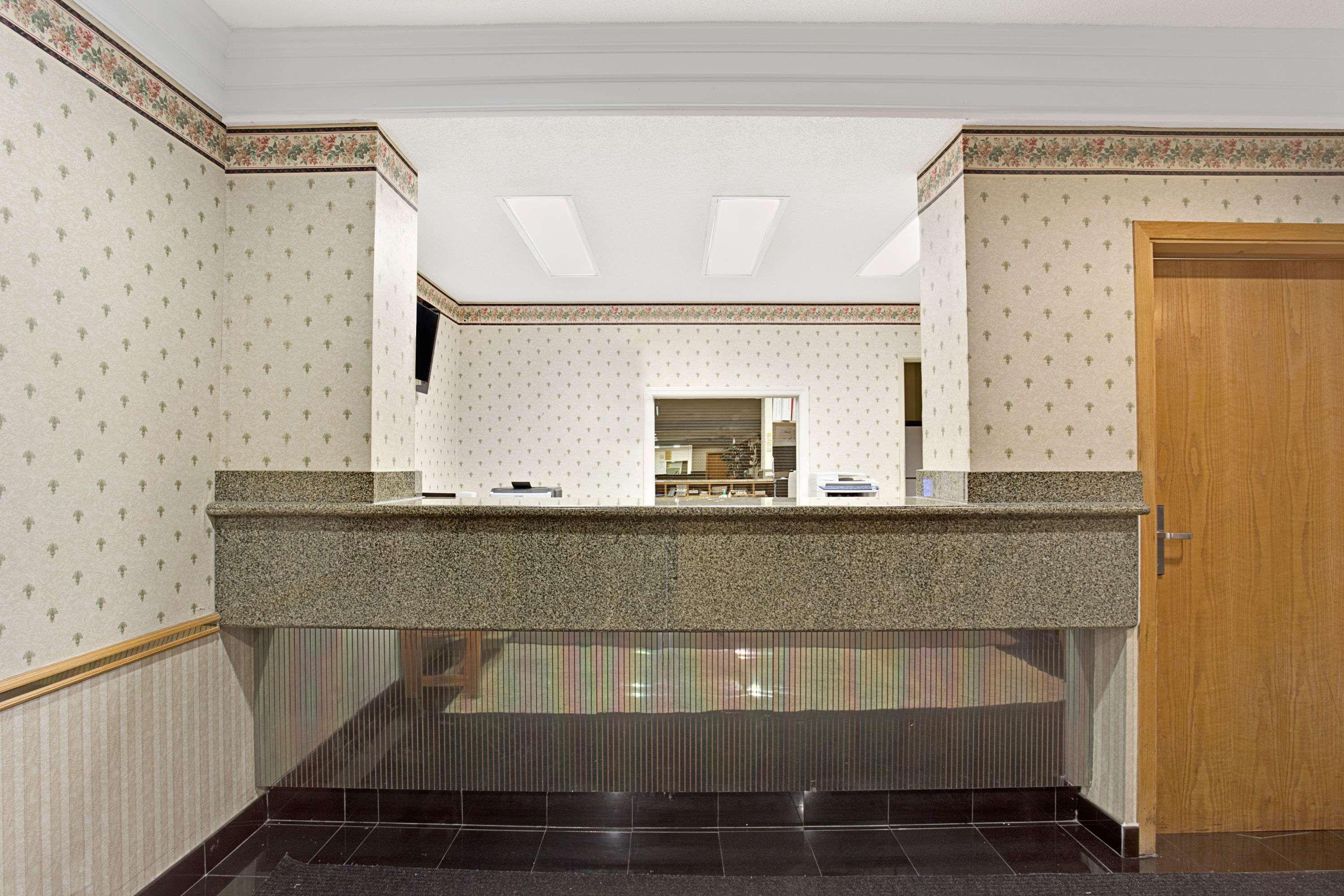 Days By Wyndham Oh Hotel 2*
