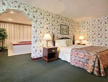 Days By Wyndham Oh Hotel
